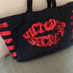 Victoria Secret Red Lips  Tote Bag With Zipper 
