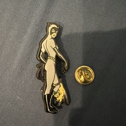 Batman The Animated Series 1992 CATWOMAN Lapel Pin Selina Kyle 
