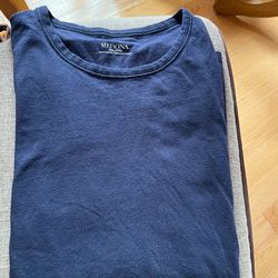 Men’s long tee- XL- navy. 100% cotton