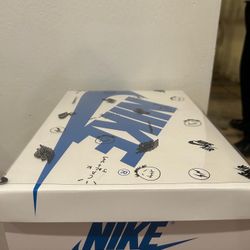 Jordan 1 Low “Fragment x Travis Scott” 