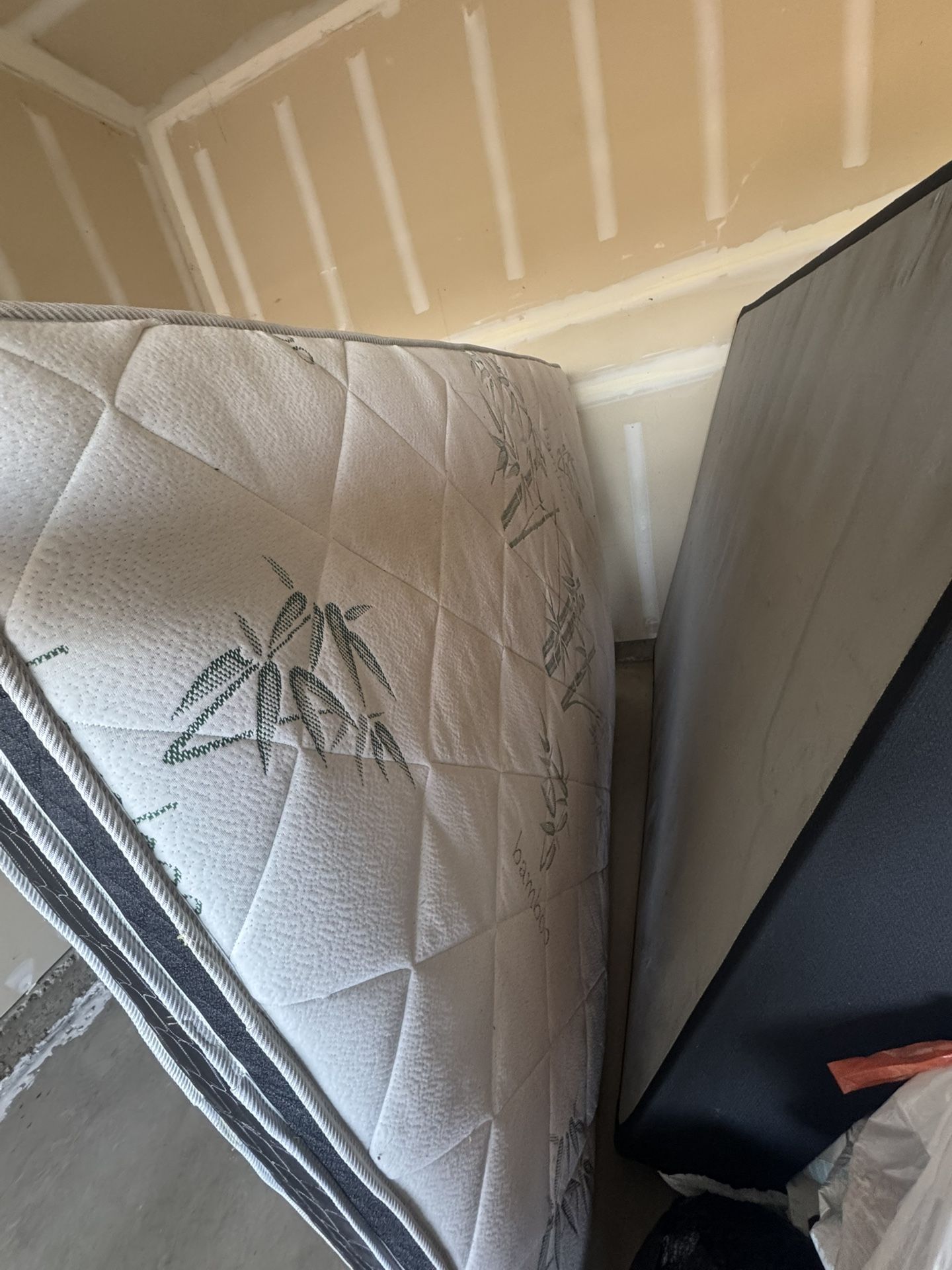 Queen Mattress With Box Spring