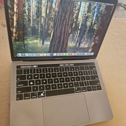 Apple Macbook Pro 13" Screen 16gb Ram 2018 Mac OS Sequoia 15.7.1