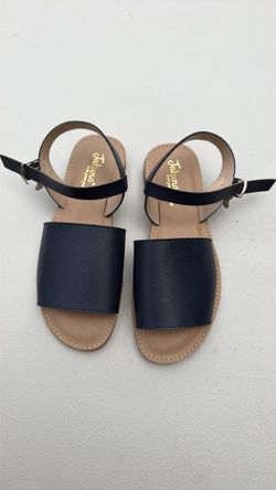 Girls sandals