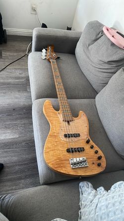 5 string bass