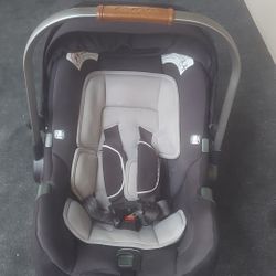 NUNA PIPA INFANT CAR SEAT