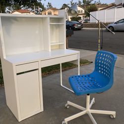 IKEA Kids Desk And Chair Set and Free Light Stand