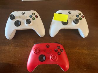 Xbox Wireless Controllers Lot of 3 (assorted stick drift, check desc.)
