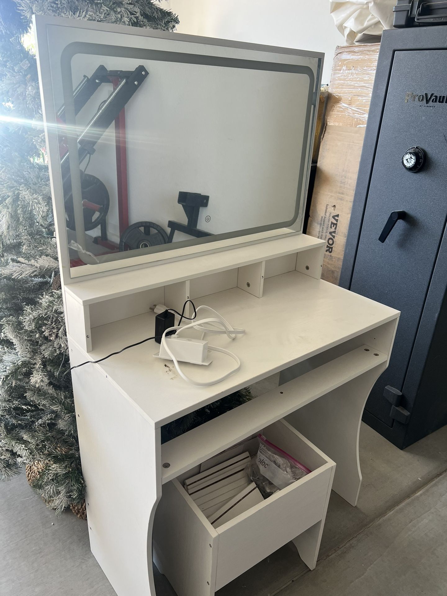 Make Up Vanity