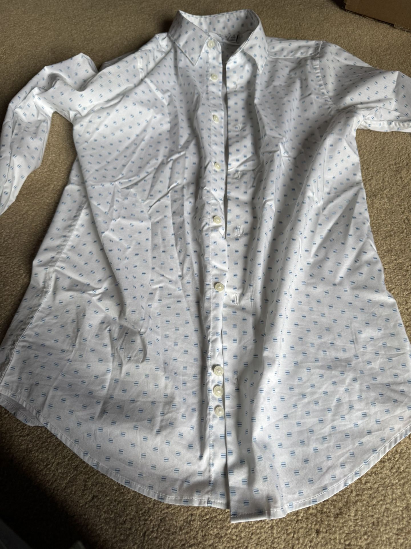 $5 Boys Dress Shirt Size 18