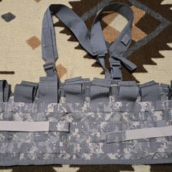 Molle 2 Tatical Assult Panel UCP Chest Rig Vest Camouflage