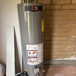40 gallon  gas water heater