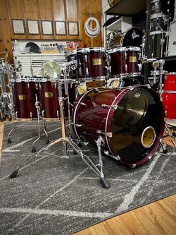 Pearl Masters Custom Maple Drum Kit – Wine Red (1990s)
