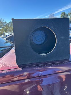 Speaker box