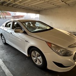 2014 Hyundai Sonata Hybrid