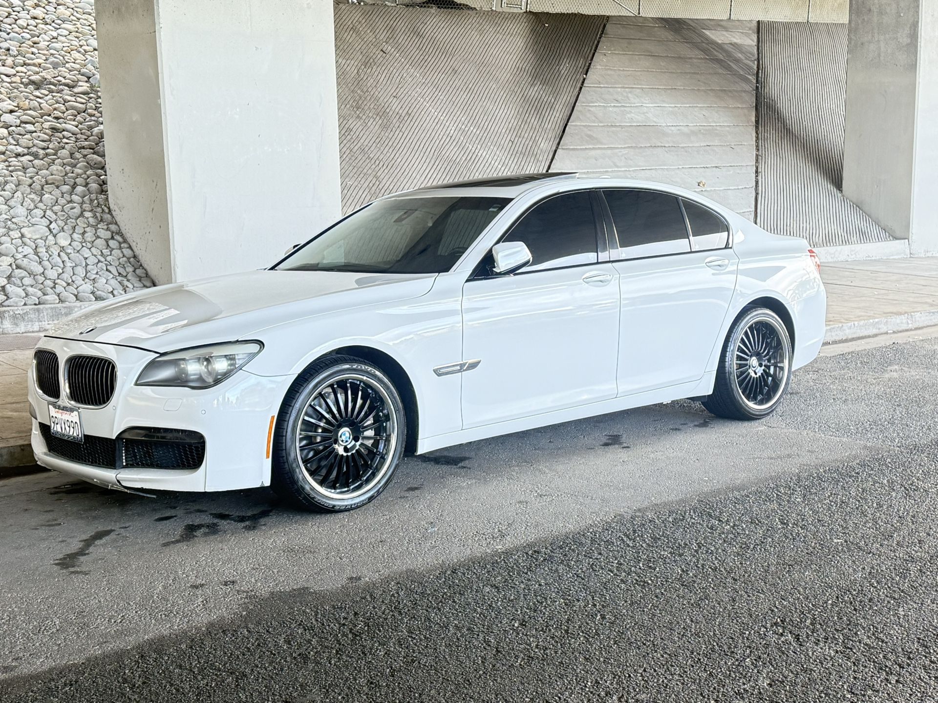 2011 BMW 750i