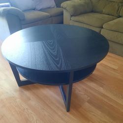 Round Table 