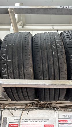 Pair used tires 245 40 21