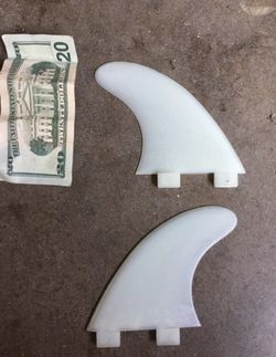 FCS surfboard fins