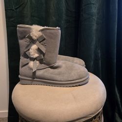 BRAND NEW UGG Boots- Size 10
