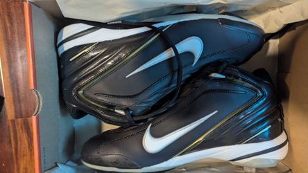 NEW Nike size 9 metal cleats