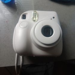 Instax Mini 7 + 40$ Pick Up Only