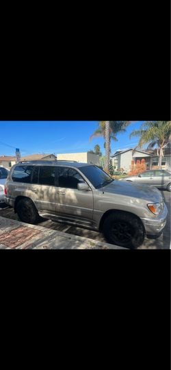 2000 Lexus LX 470 4WD Clean Title
