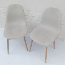 Set of 2 Comfortable Mid-Century Modern Velvet Dining Chairs - Some Small Tears on Seat & Backrest