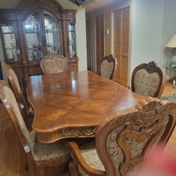 dining room set
