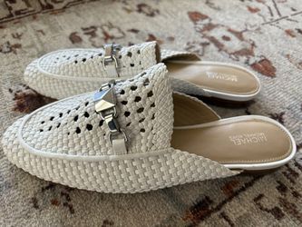 Michael Kors White Woven Mules (Women’s Size 7M)