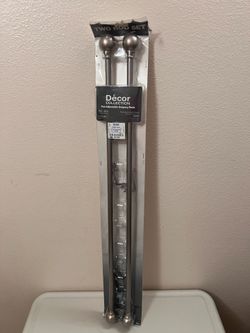 Set de 2 cortineros ajustables nuevos, 28 a 48 pulgadas