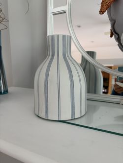 NEW VASE  LIGHT GRAY WITH BLUE LINES