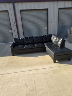 Black Leather Sectional Sofa