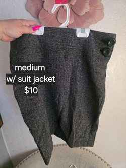 WOMENS SKIRTS SUIT Size Medium