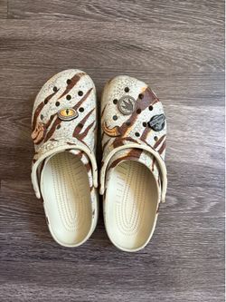 Crocs Adult Classic Clog Jurassic World