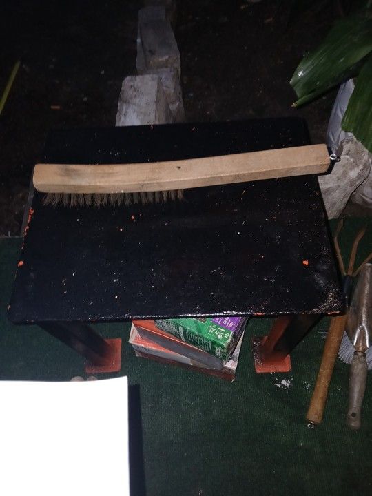 Wile Scratch Brush
