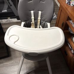 Graco High Chair (FREE)