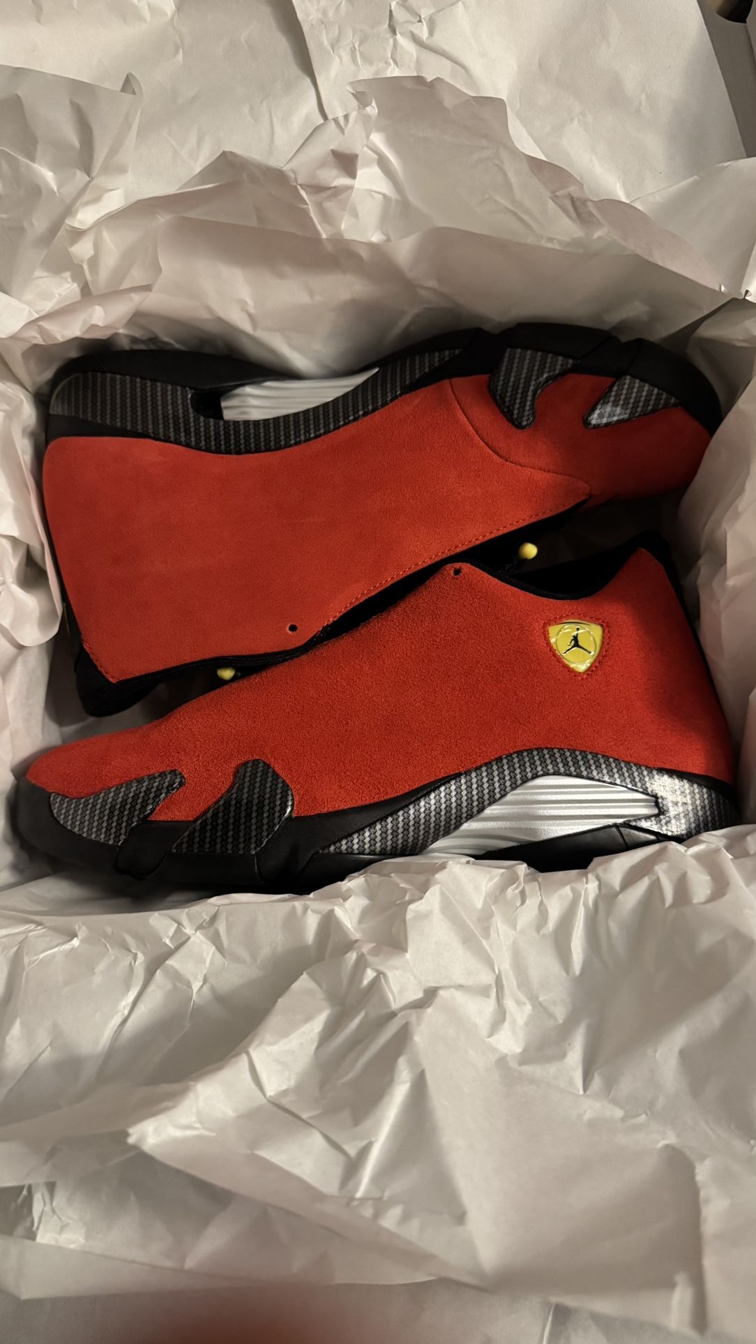 Nike Air Jordan 14 Retro 'Ferrari' 2025 Size 10.5 Men’s