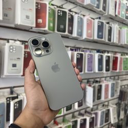 iPhone 16 Pro 256GB UNLOCKED 