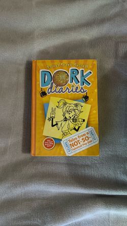 Dork Diaries #3: Tales from a Not-So-Talented Pop Star