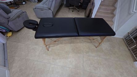Portable massage table