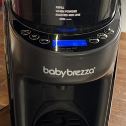 Baby Brezza Formula Pro Advance