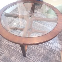 Round Wood Coffee Table 