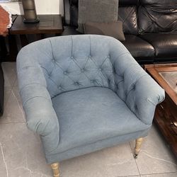 Velvet Diamond Button Tufted Club Chair
