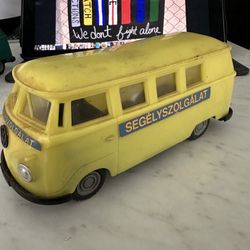 VINTAGE VOLKSWAGEN TOY BUS 