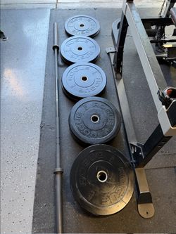 Rogue Ohio Bar + 260 lb Rogue Echo Bumper Plates (pairs of 10/15/25/35/45)