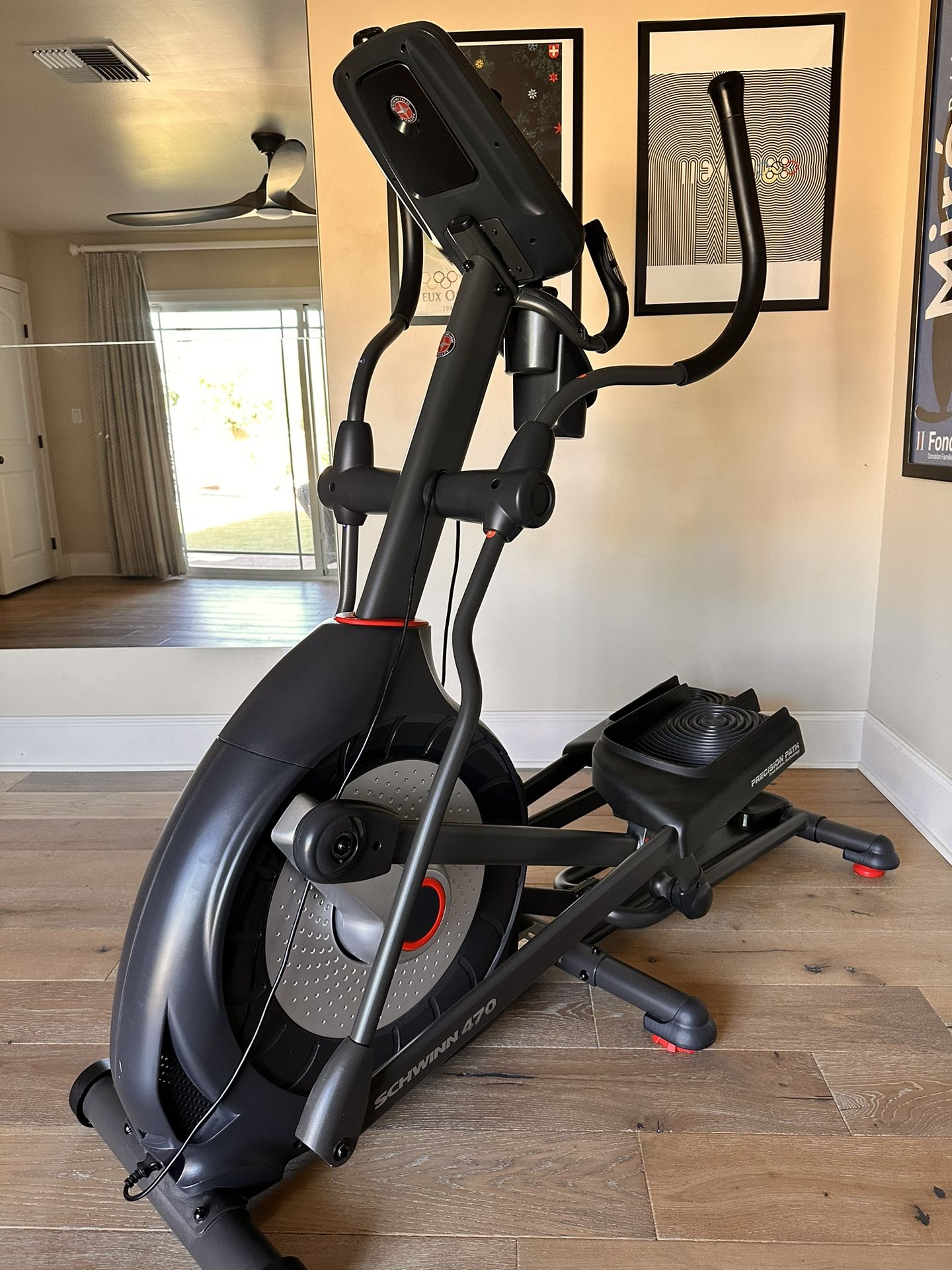 Elliptical Schwinn 470