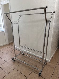 Clothes rack