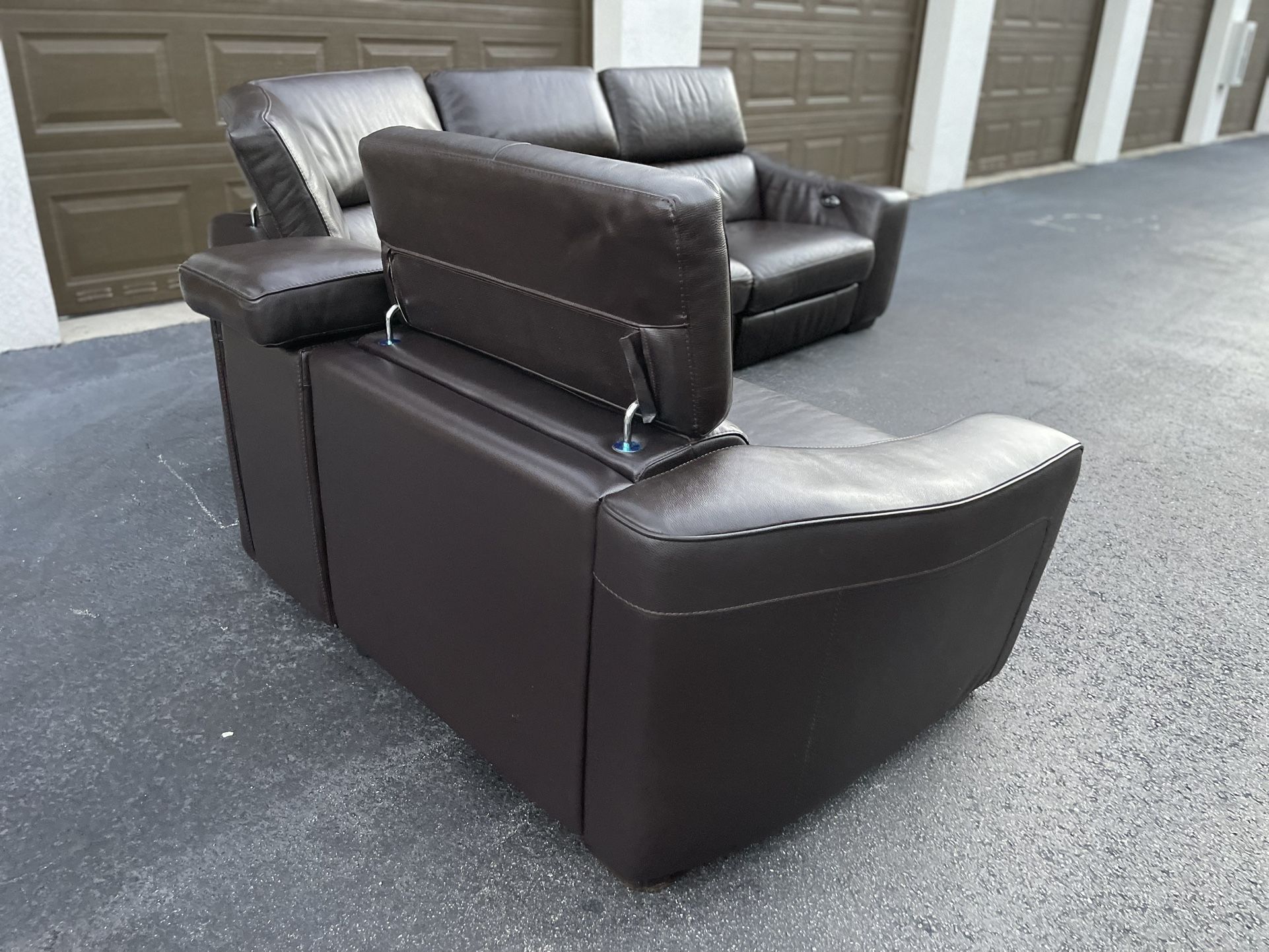 Sofa/Couch Sectional - Leather - 2 Recliners - Brown - Delivery Available 🚛