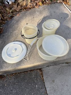 Vintage MiscTupperware