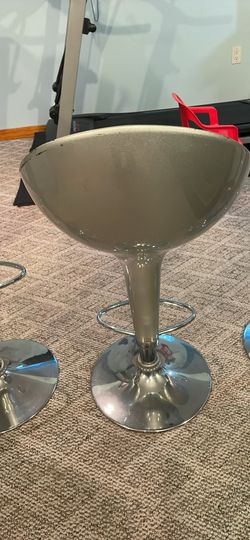 Set Of 4 Bar Stools